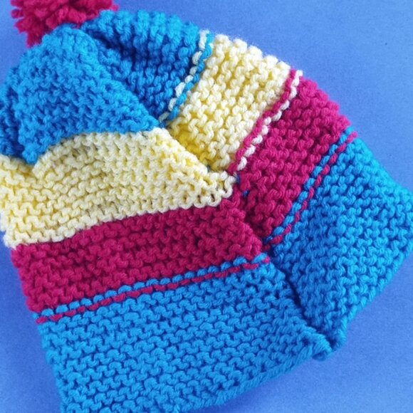 Vintage Hand-Knitted Made-in-Canada Colourful Beanie with Pom Pom - Picture 4 of 5